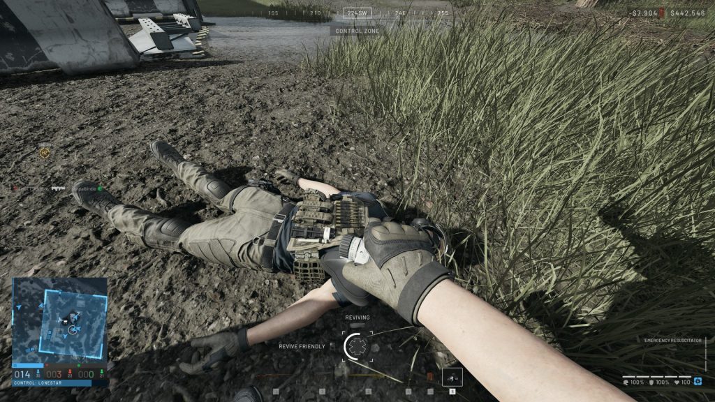 Wardogs Screenshot of Reviving a Player on the Ground